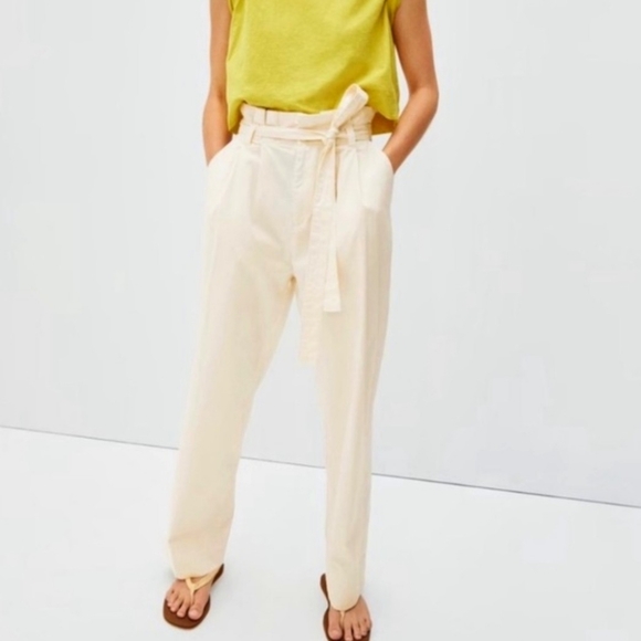Everlane Pants - Everlane Cream Cotton Belted Paperbag Barrel Leg Pants, Size XS
